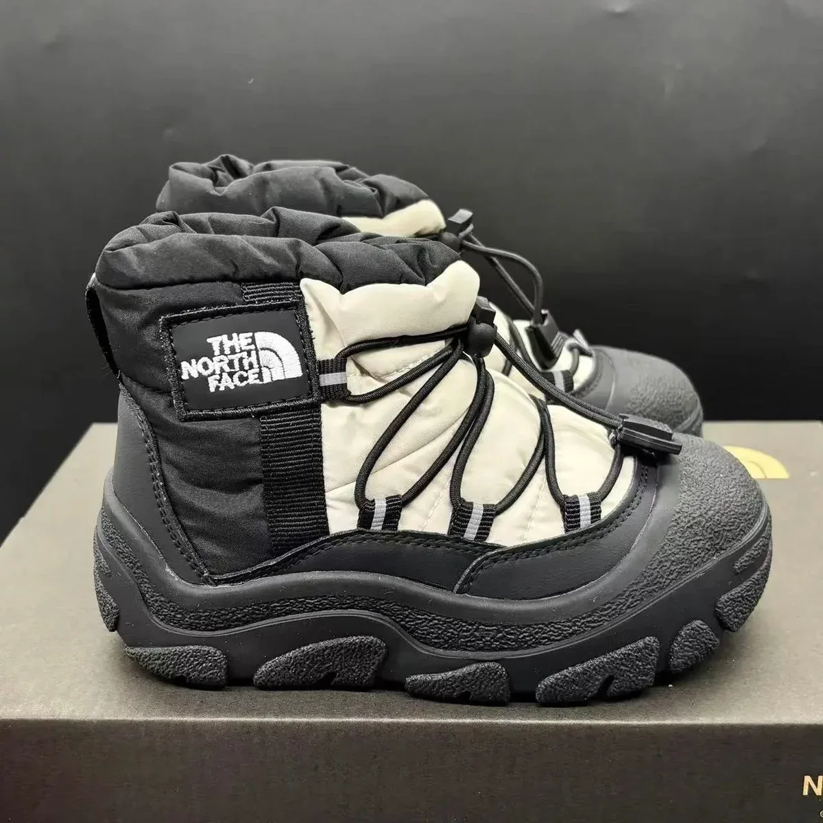 The North Face Nuptse Black/White Boots