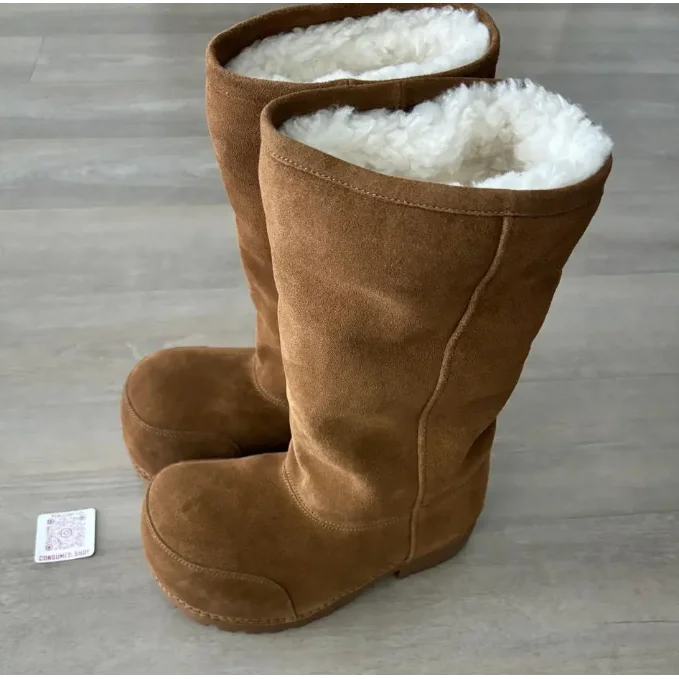 UGG Classic Short Chestnut Boots